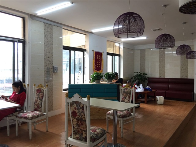 學生休息區(qū)
