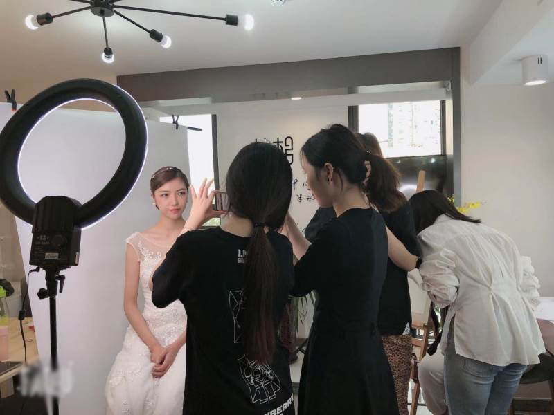 個人形象設(shè)計教學(xué)