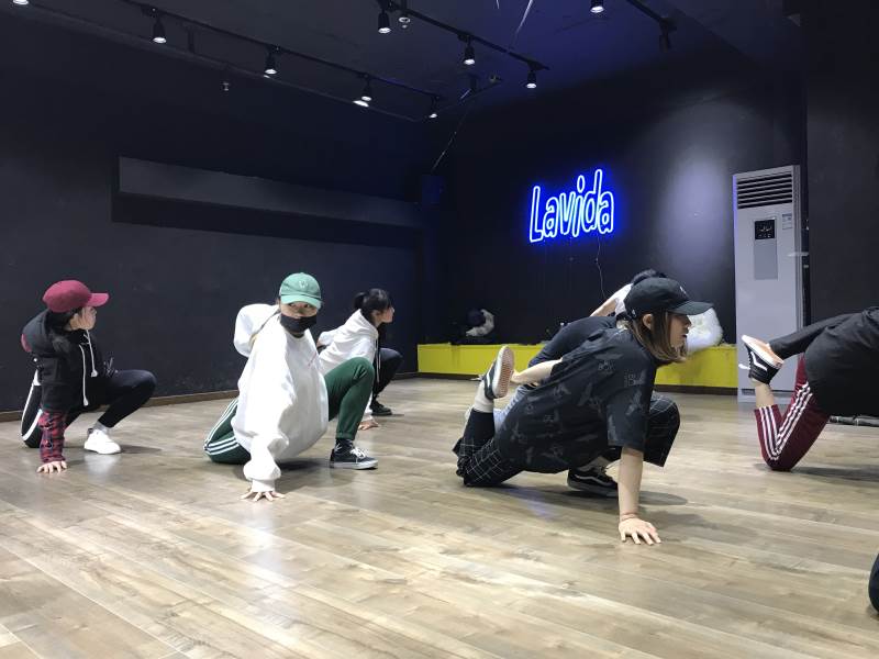 爵士舞街舞教學(xué)現(xiàn)場(chǎng)十