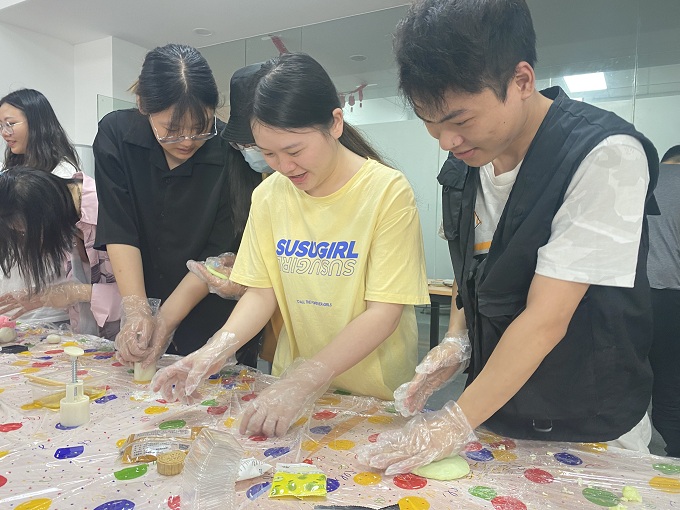 學(xué)員