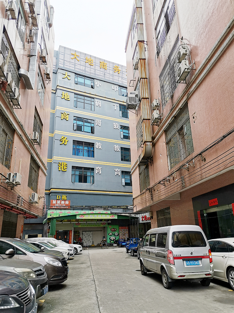 學(xué)校外觀