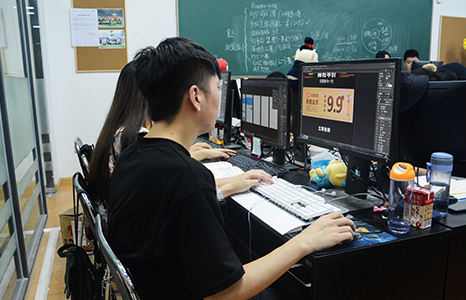 授課現(xiàn)場
