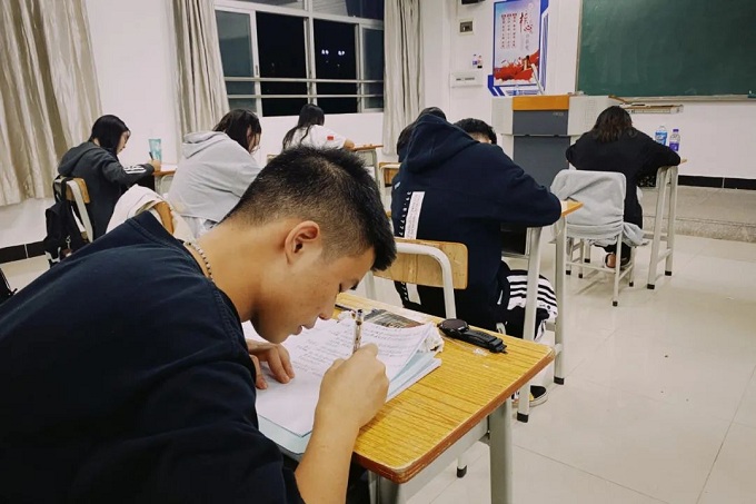 學員學習