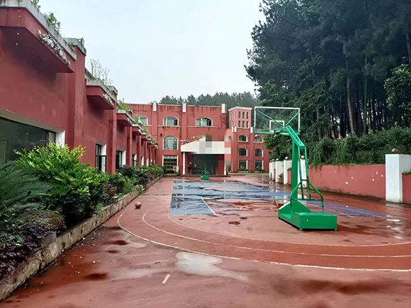 操場