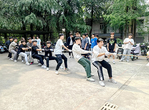 學(xué)?；顒?dòng)