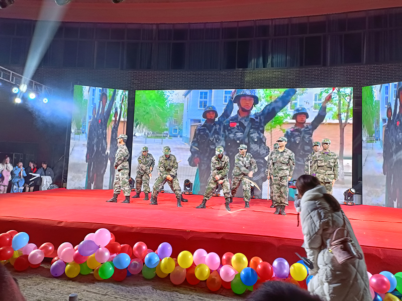 軍訓表演