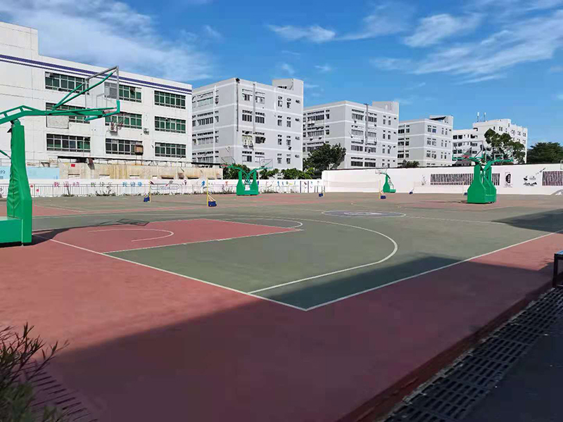 操場(chǎng)