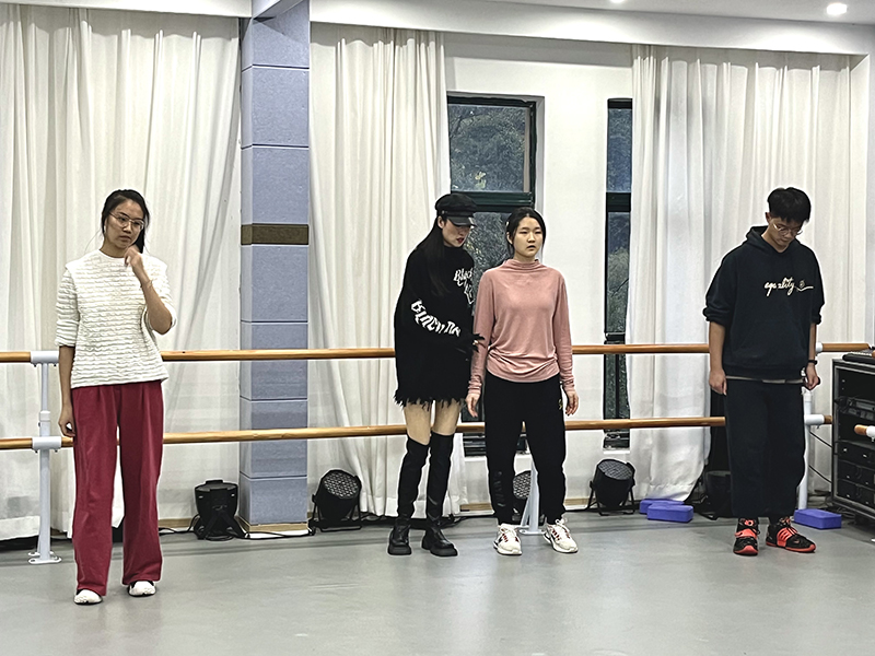 表演教學