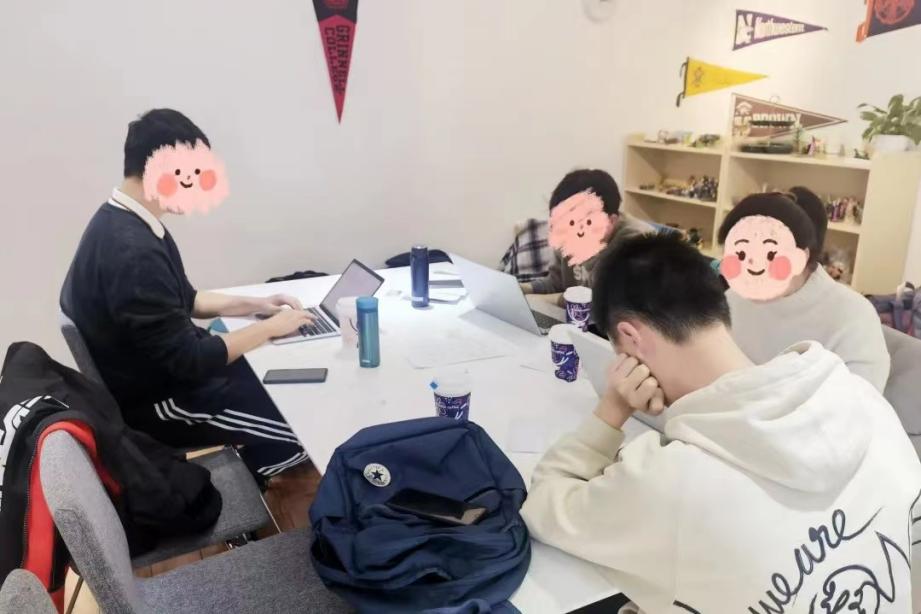 咨詢現(xiàn)場(chǎng)