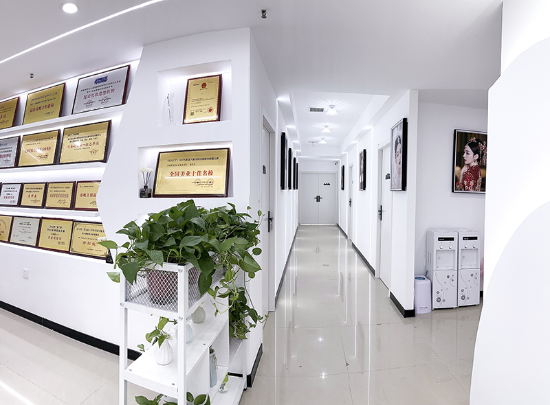 榮譽展示區(qū)