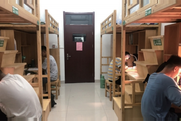 宿舍學校